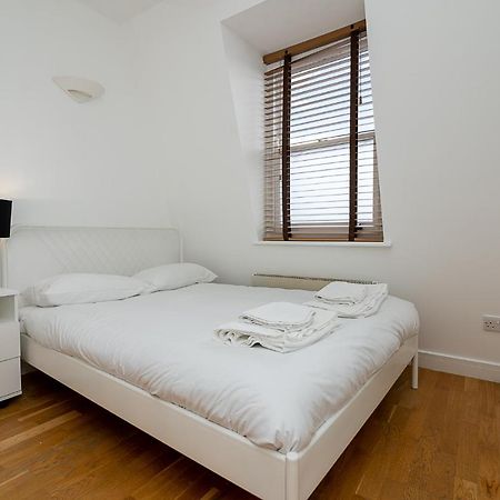 شقة Modern 1 Bed Flat For Up To 2 People In Holborn, London With Free Wifi المظهر الخارجي الصورة