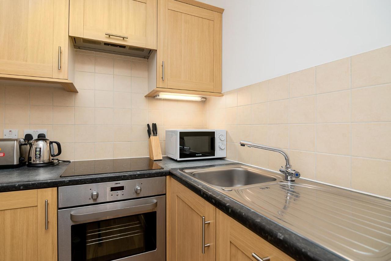 شقة Modern 1 Bed Flat For Up To 2 People In Holborn, London With Free Wifi المظهر الخارجي الصورة